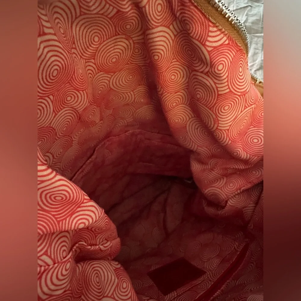 HOBO International leather adjustable crossbody bag - Picture 5 of 13